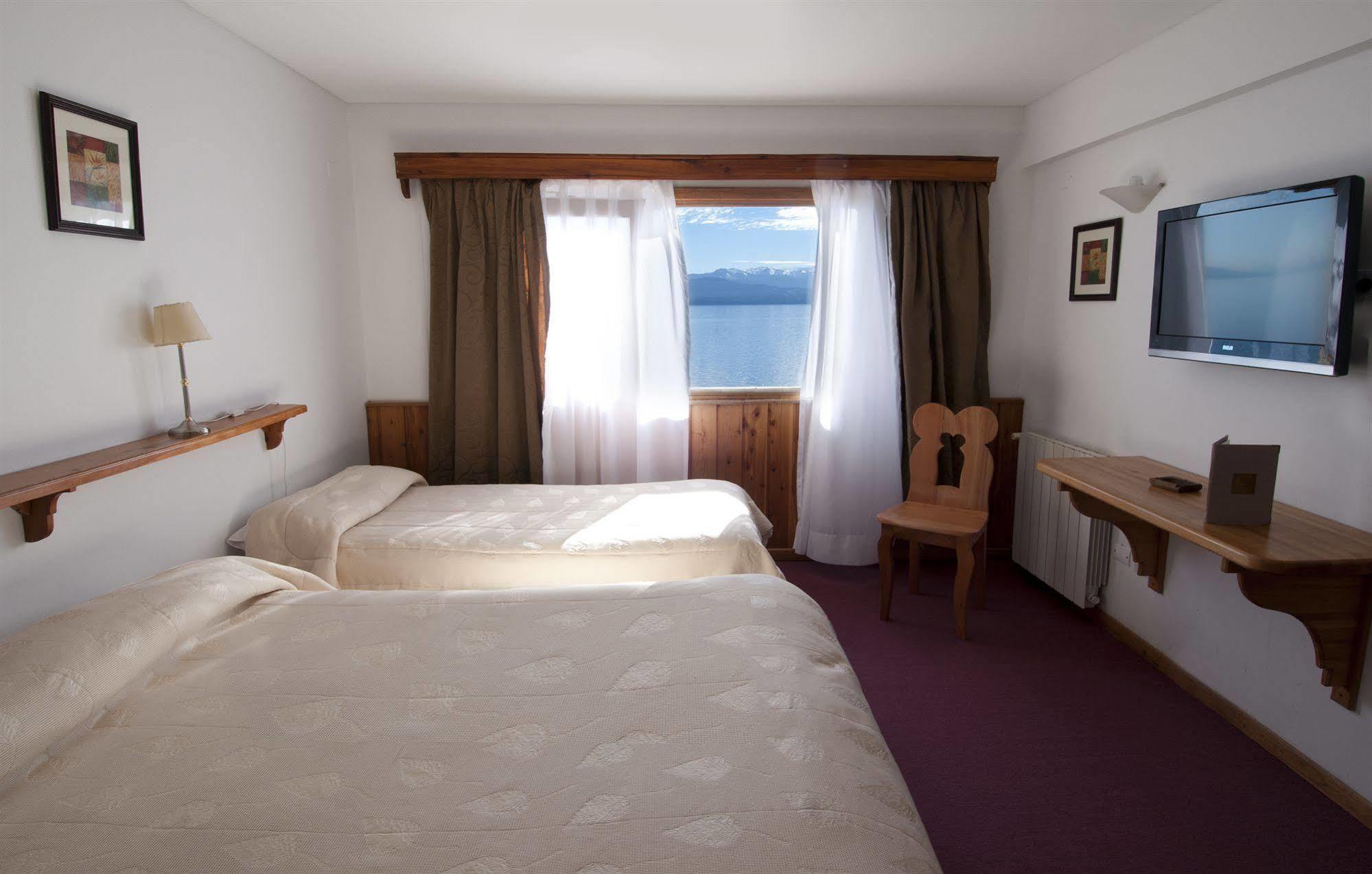 Hotel Huemul San Carlos de Bariloche Exteriör bild